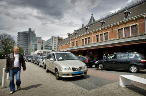 taxi, standplaats, zzp, Amsterdam, taxichauffeur