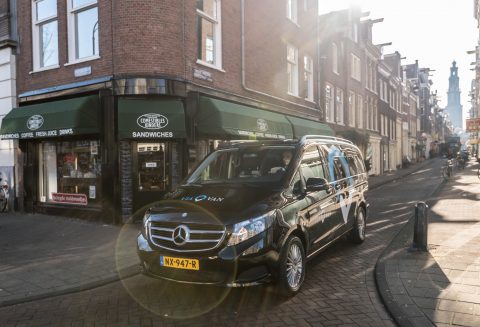 ViaVan in Amsterdam. Foto: Daimler.