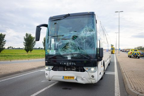 Ongeluk touringcar bij Zalkerbroek