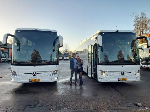 De nieuwe bussen van de Oostenrijk Groep